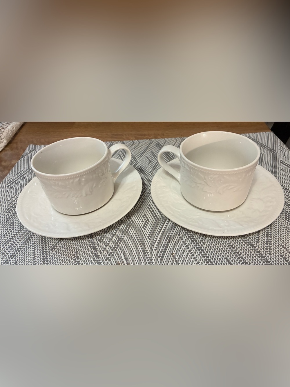 Set of 2 Garland Flat Cups and Saucers